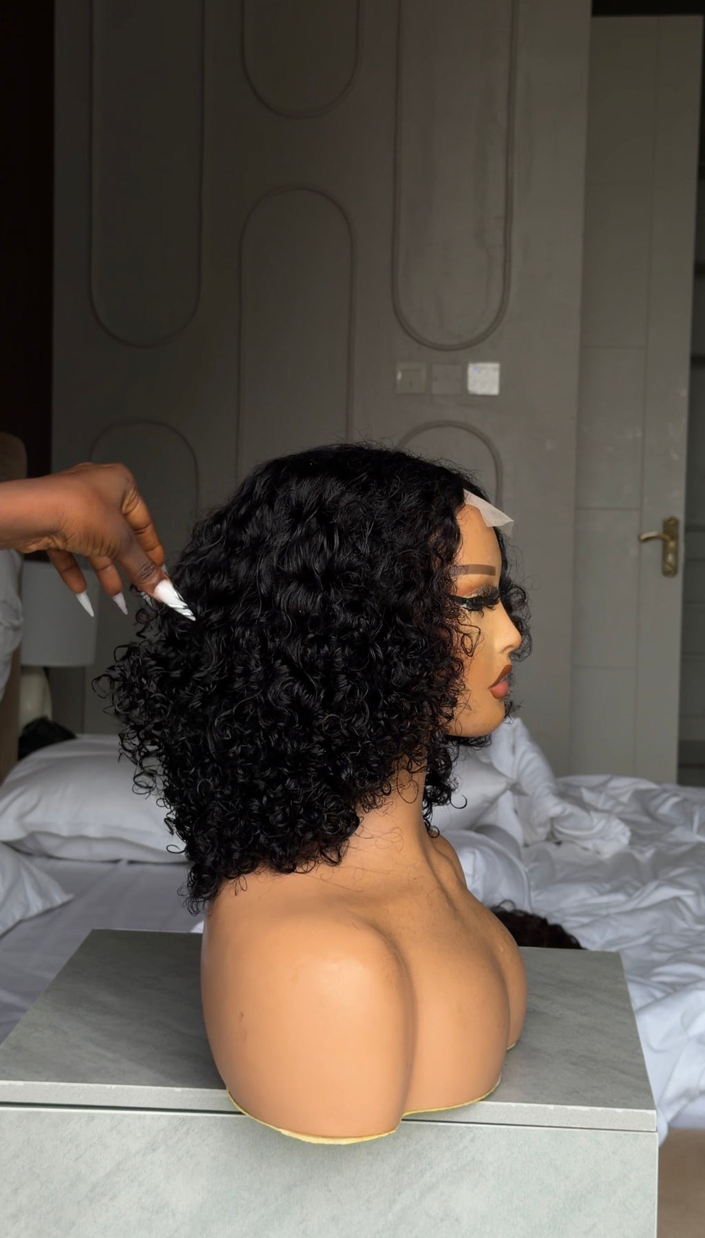 Student curly wig